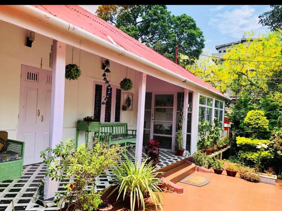 The Bhowmick'S Bungalow Tezpur Zewnętrze zdjęcie
